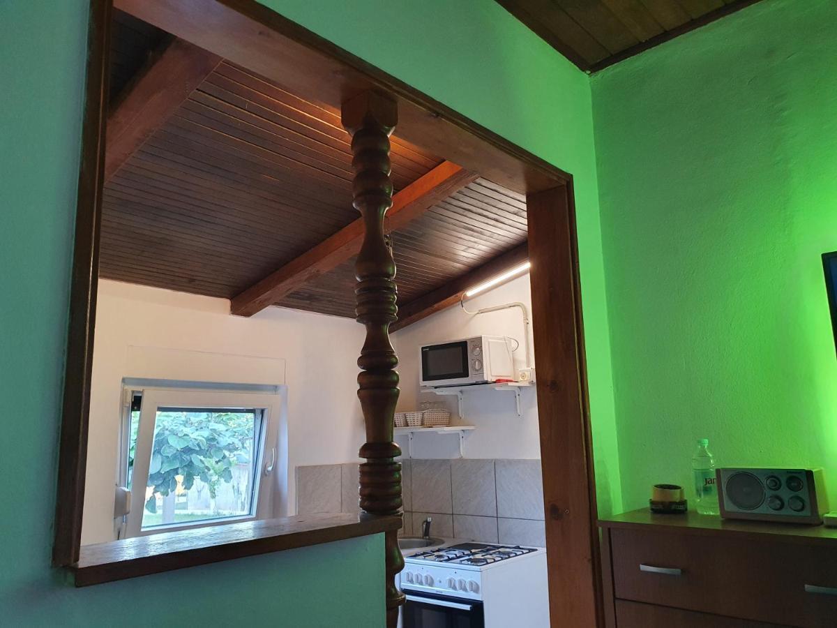 מדולין Una'S Cottage מראה חיצוני תמונה