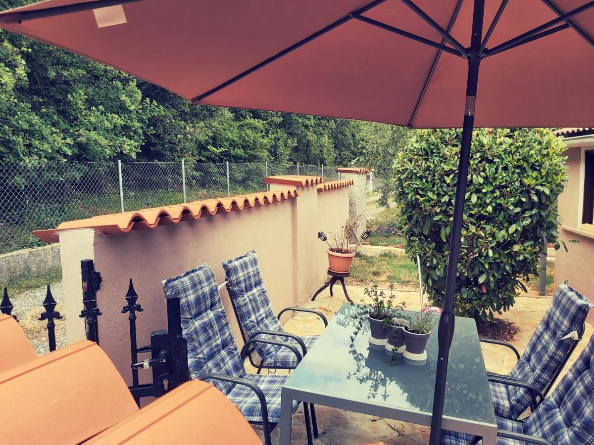 מדולין Una'S Cottage מראה חיצוני תמונה